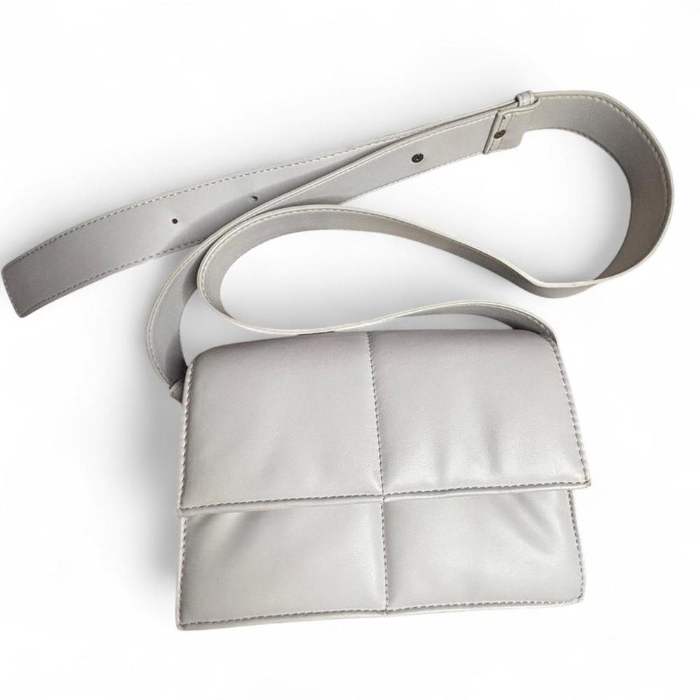 Zara GreyIS white faux leather crossbody bag